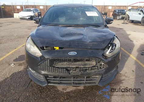 2016 Ford Focus St z USA, uszkodzony, nr VIN 1FADP3L97GL405179